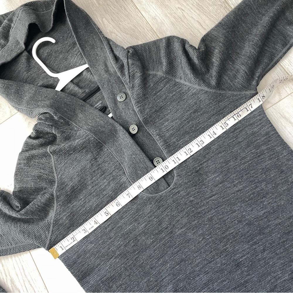 Icebreaker Women's Dark Charcoal Hooded Henley Sweater - Picture 3 of 6